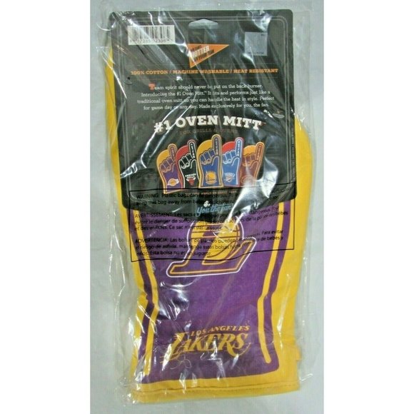 NBA Los Angeles Lakers #1 FAN FINGER Oven Mitt by You the fan - Picture 2 of 2